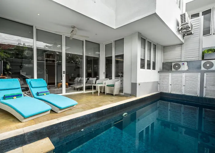 Aq-va & Seminyak