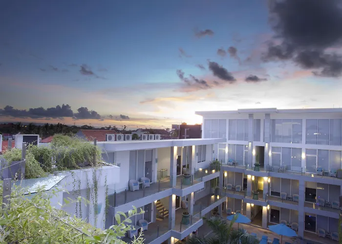 Hotel Aq-va & Seminyak Legian (Bali)