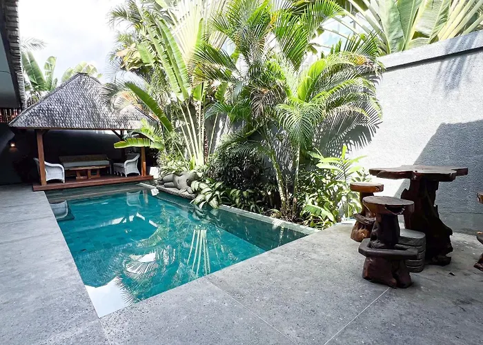 Hotel Aq-va & Seminyak 4*